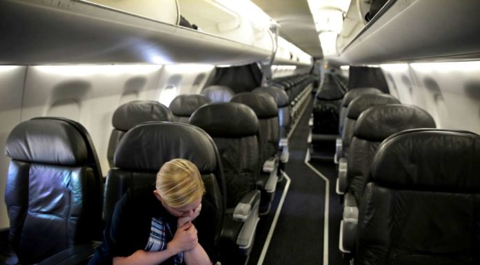 EXCLUSIVE-Treasury wants warrants, repayment from major U.S. airlines on 30% of grant money -sources