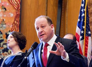 Congress nowhere close to a coronavirus deal as unemployment spikes