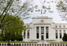 Fed Warns of Financial Risks as Coronavirus Downturn Persists